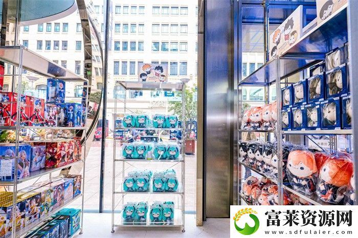 FuRyu中国首家快闪店登陆上海百联ZX