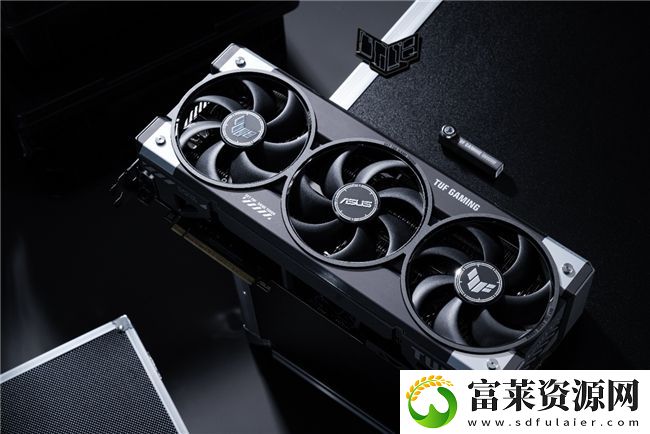 蛇年有新意!华硕携全新RTX