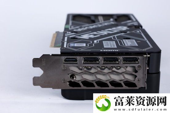 支持DLSS4