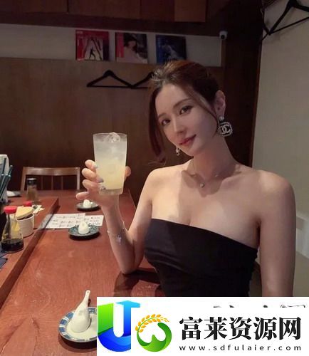游泳池的特殊待遇2逆天改命