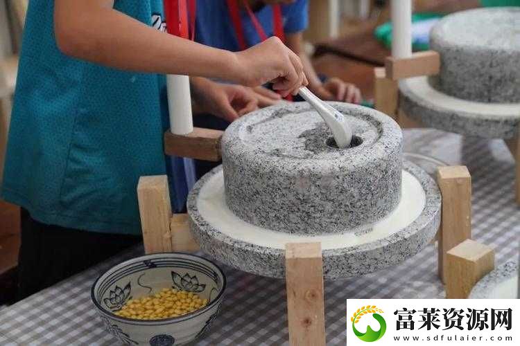 坐在身上磨豆浆