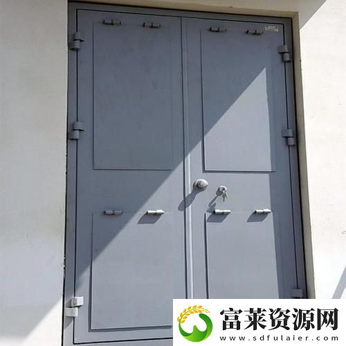 “泄爆门”崛起