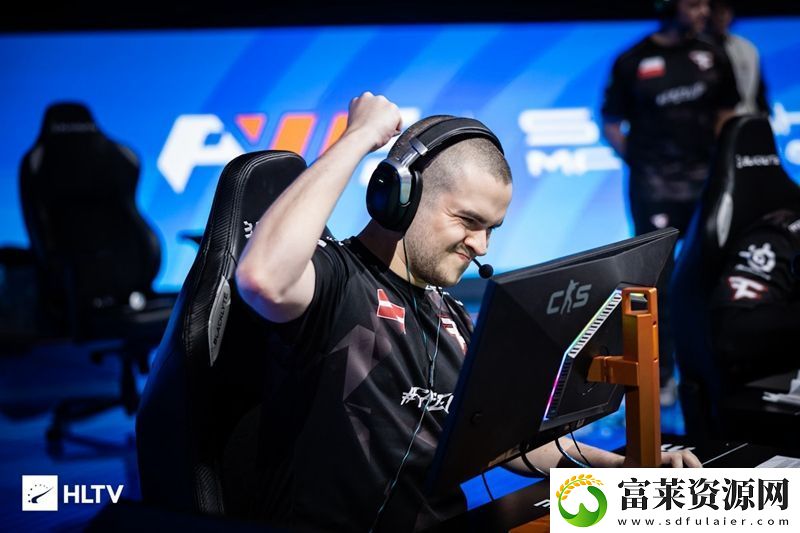 HLTV
