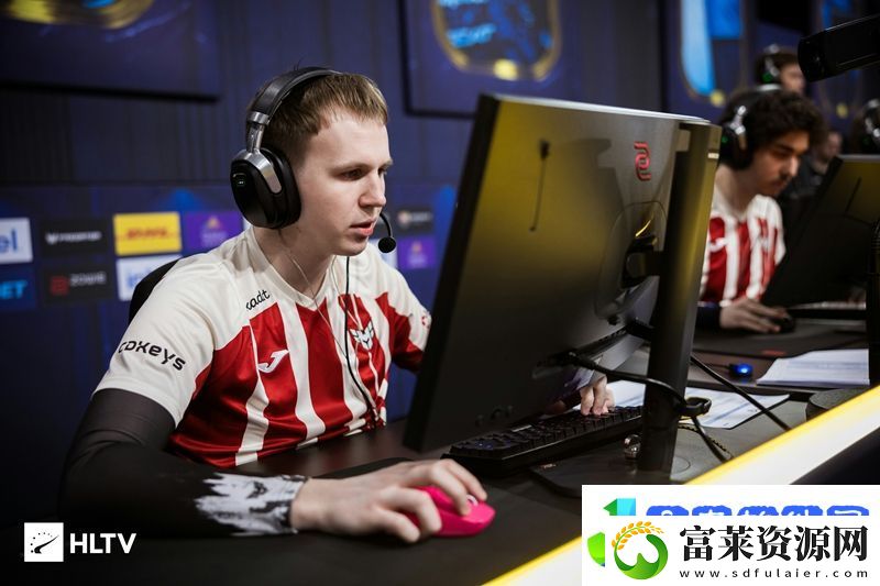 Heroic短暂的蜜月期在EPL