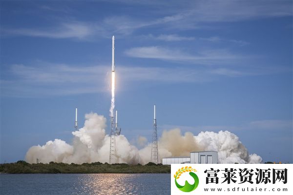 1天产1颗卫星！一次发射18颗！中国星链加速布局中！