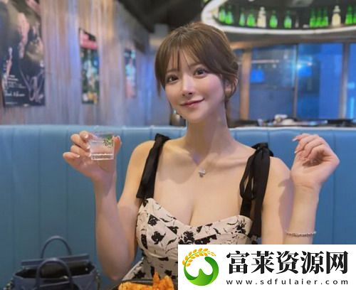 男生和女生一起打扑克牌的app全集无删减版v8.2.3